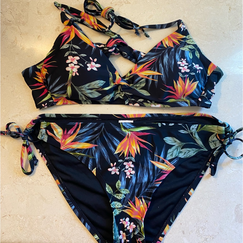 🌺Floral Tropical Bikini